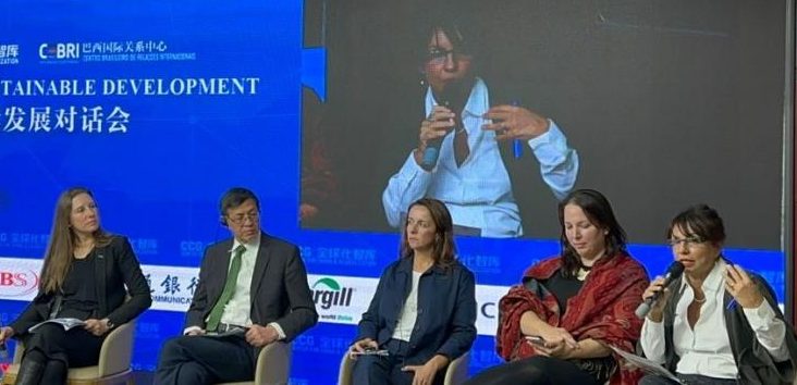 Em evento na China, professora Suzana Kahn alerta para a urgência aos desafios do clima