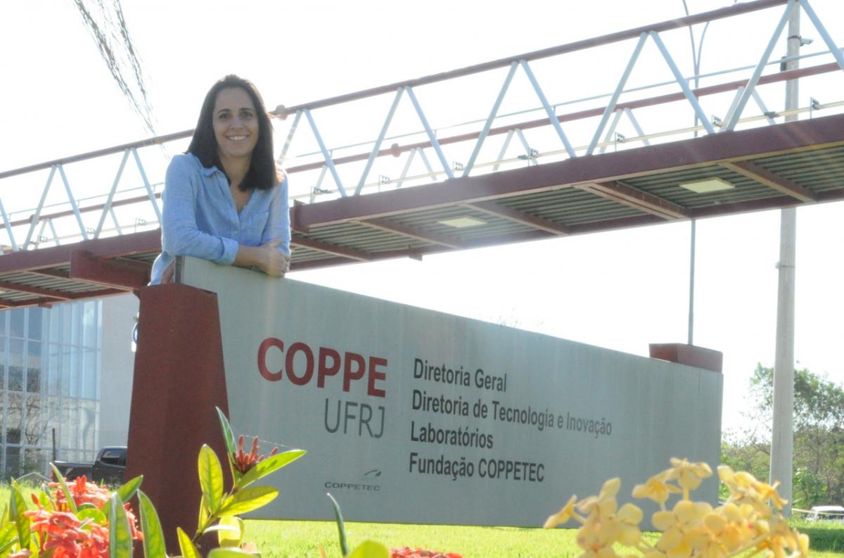 Professora Carolina Cotta é eleita Jovem Afiliada da The World Academy of Sciences (TWAS)