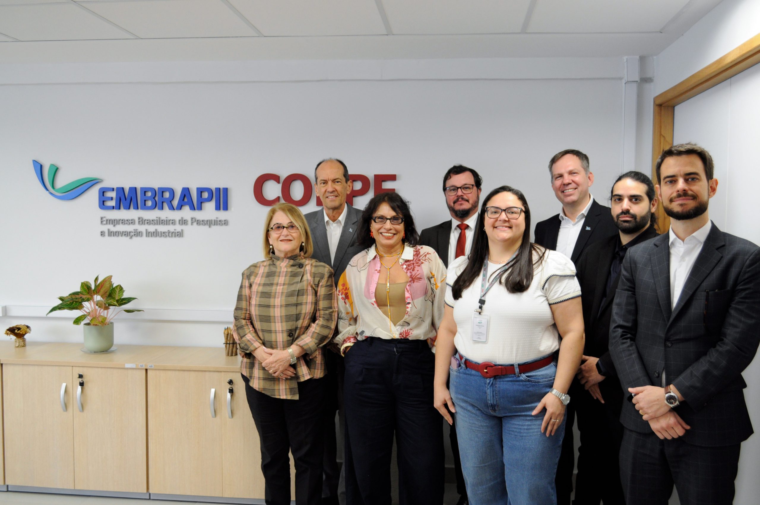 Dirigentes da Embrapii visitam a Coppe e destacam excelência da Unidade Embrapii-Coppe