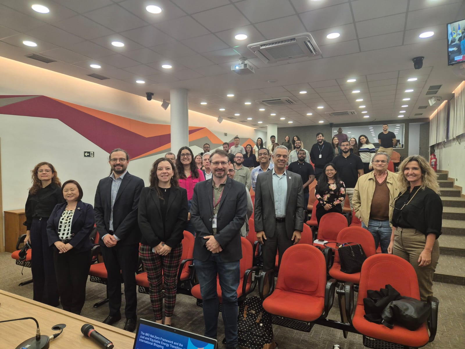 Specialist discusses just and equitable transition in international navigation